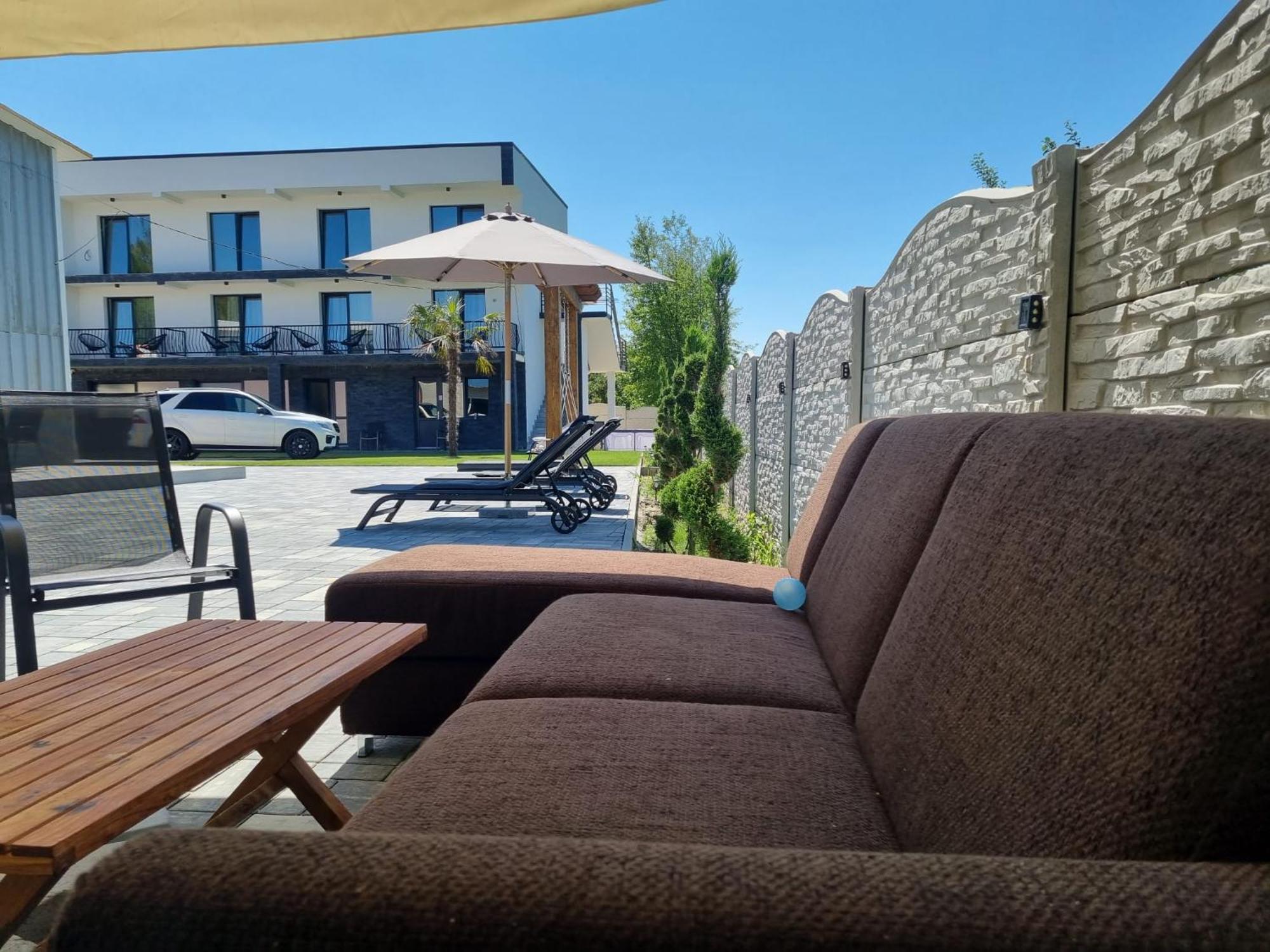 Отель Cataleya House Oesti-Paminteni Экстерьер фото